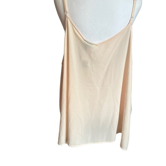 Torrid Chablis Lace Trim Cami Peach Blush Size 2X 18-20 - Picture 6 of 16